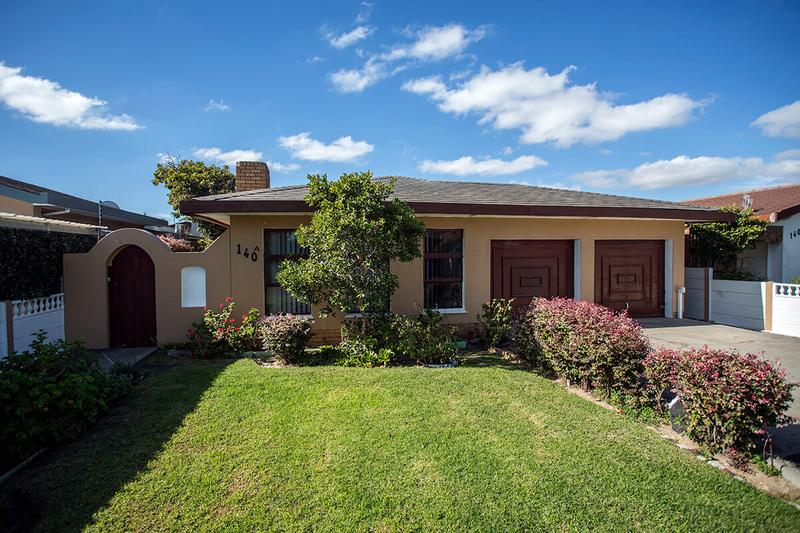 4 Bedroom Property for Sale in Townsend Estate Western Cape